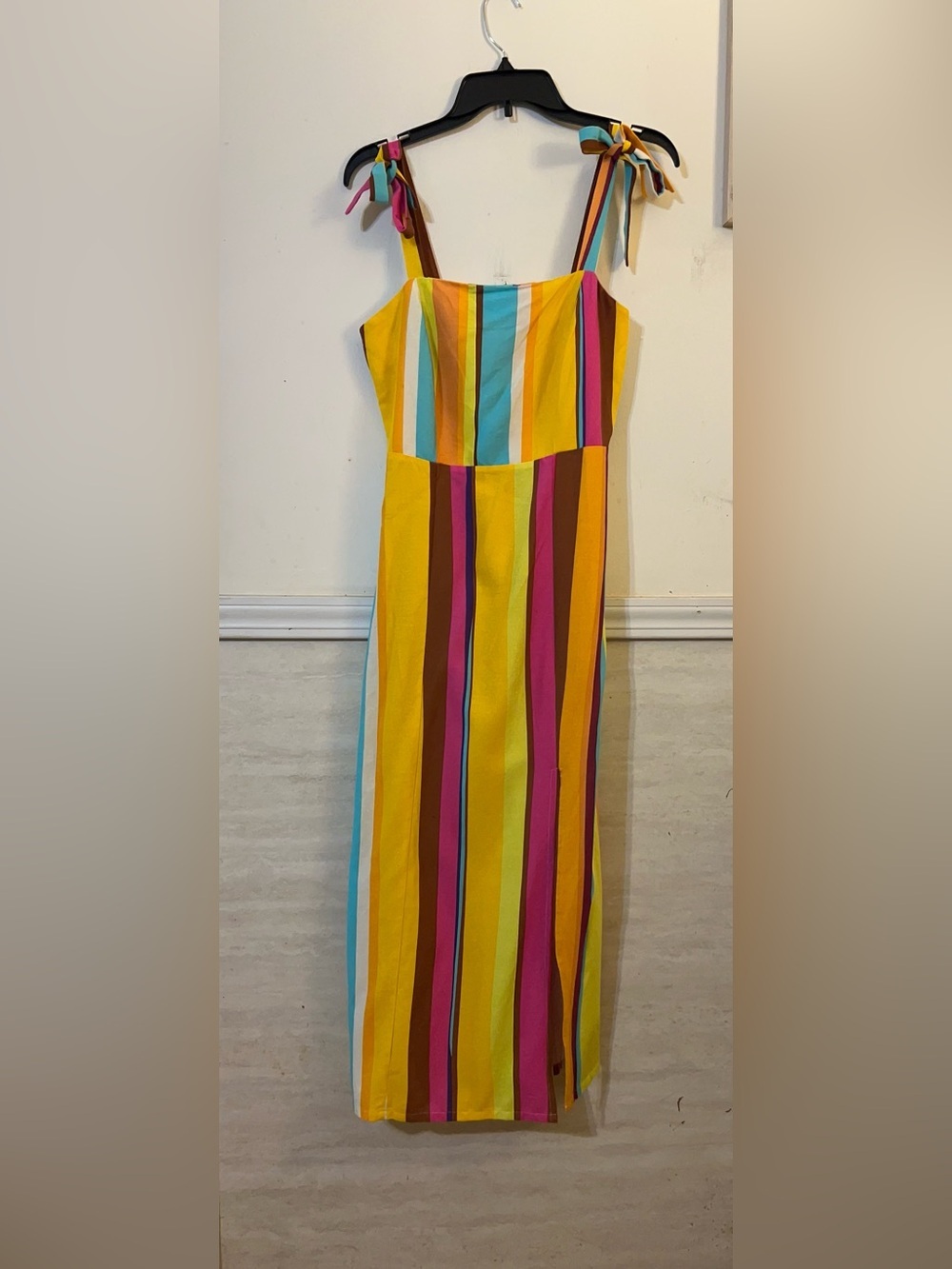 New Without Tags- Gianni Bini x Venita Aspen Striped Dress.